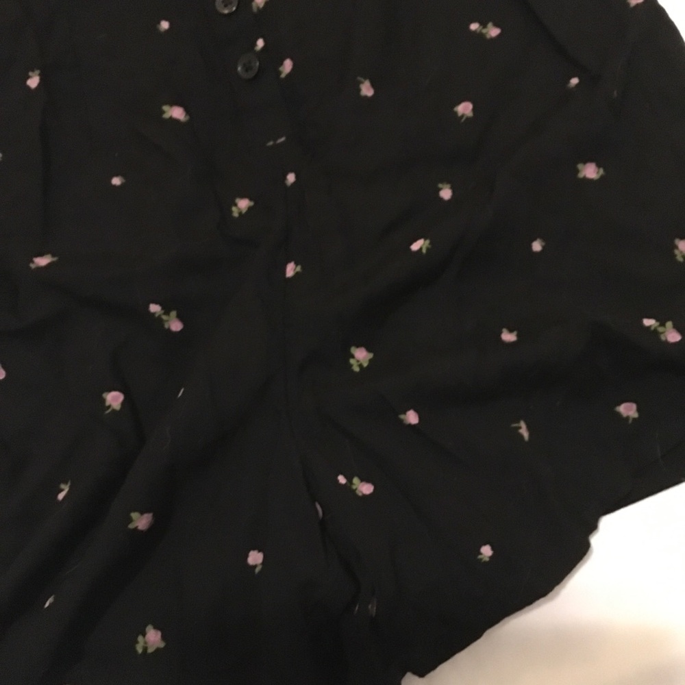 BP Black romper with purple flowers and ruffle sleeves - Picture 3 of 5
